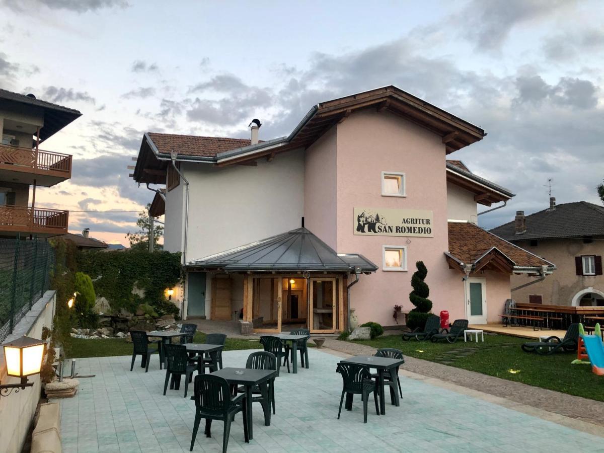 San Romedio Agriturismo Romeno Eksteriør billede